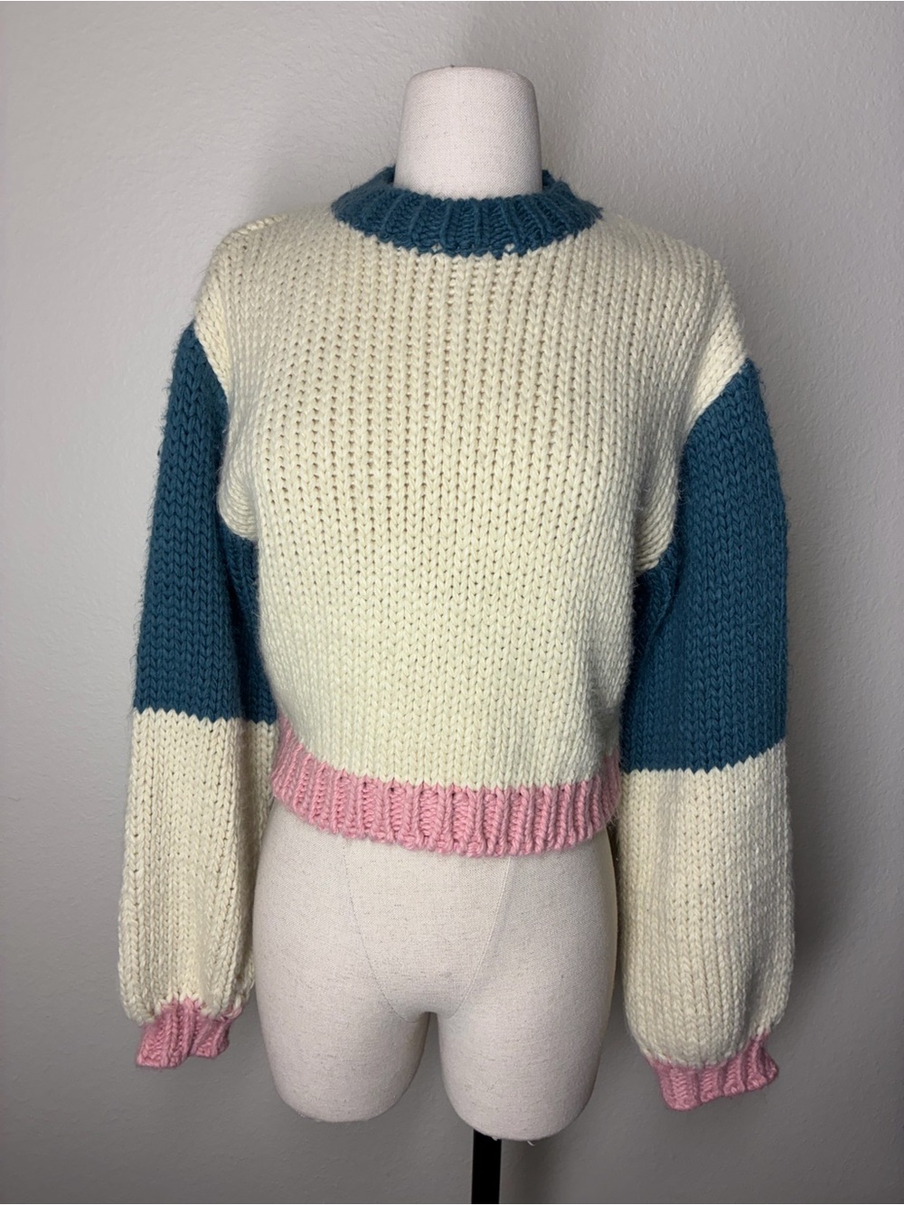 Altar'd State Cream, Teal & Pink Chunky Colorblock Crew Sweater, size XXS